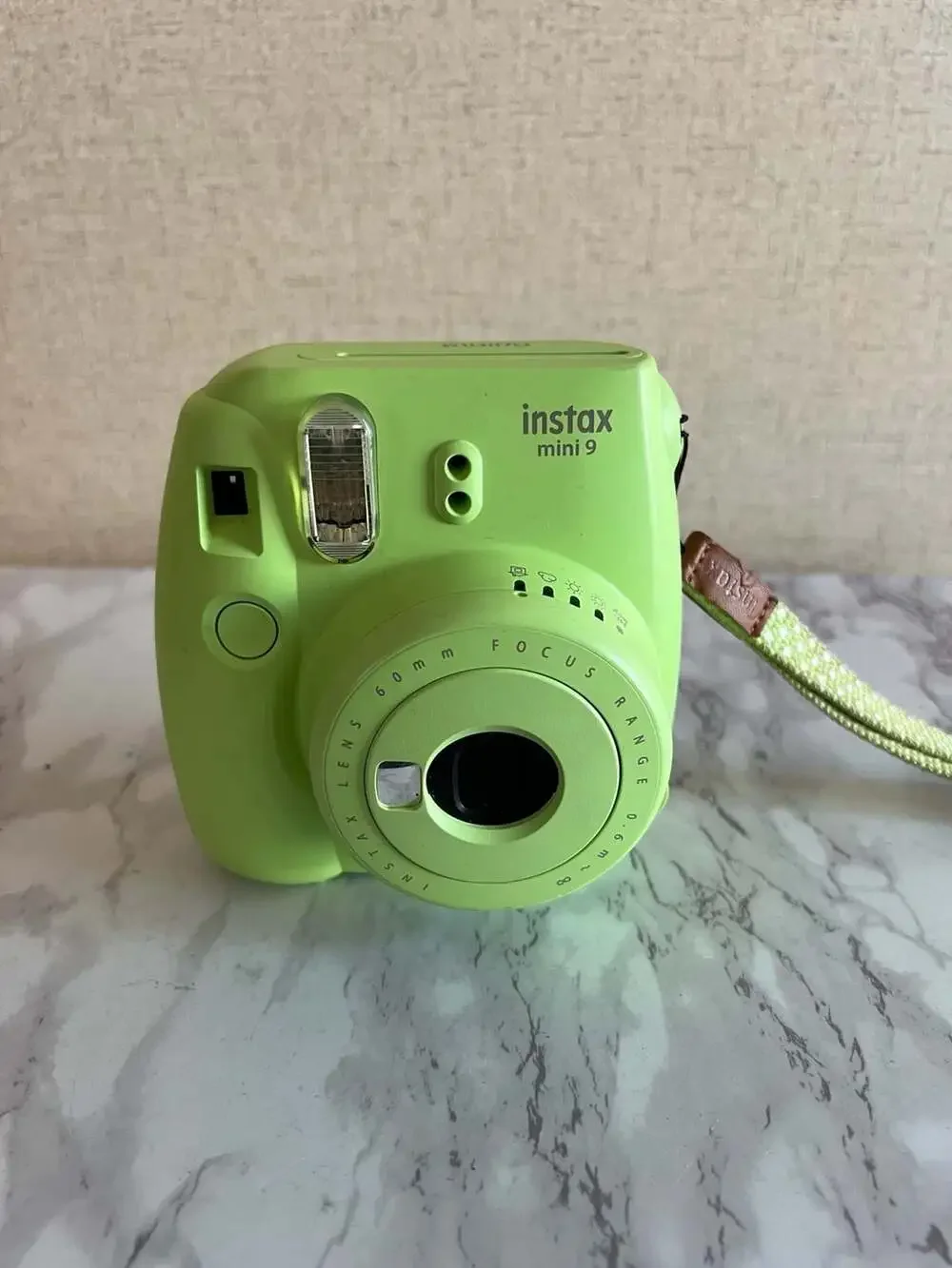 Fujifilm Instax Mini 9 Instant Film Camera in Lime Green